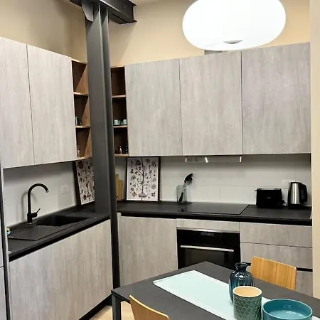 Resto 2 Apartment *